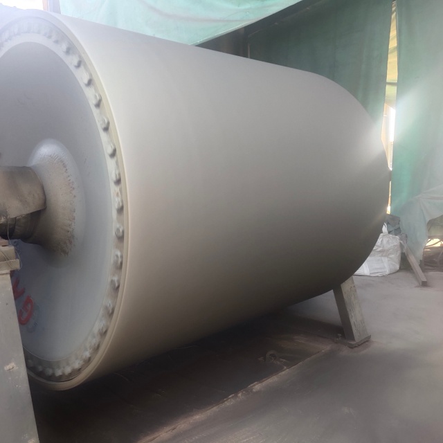  Fabricación de cilindros secadores anticorrosión para la industria del papel